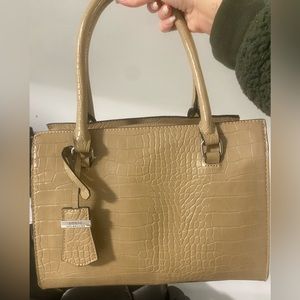 Guess purse
